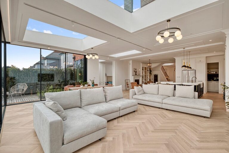 a floor extension